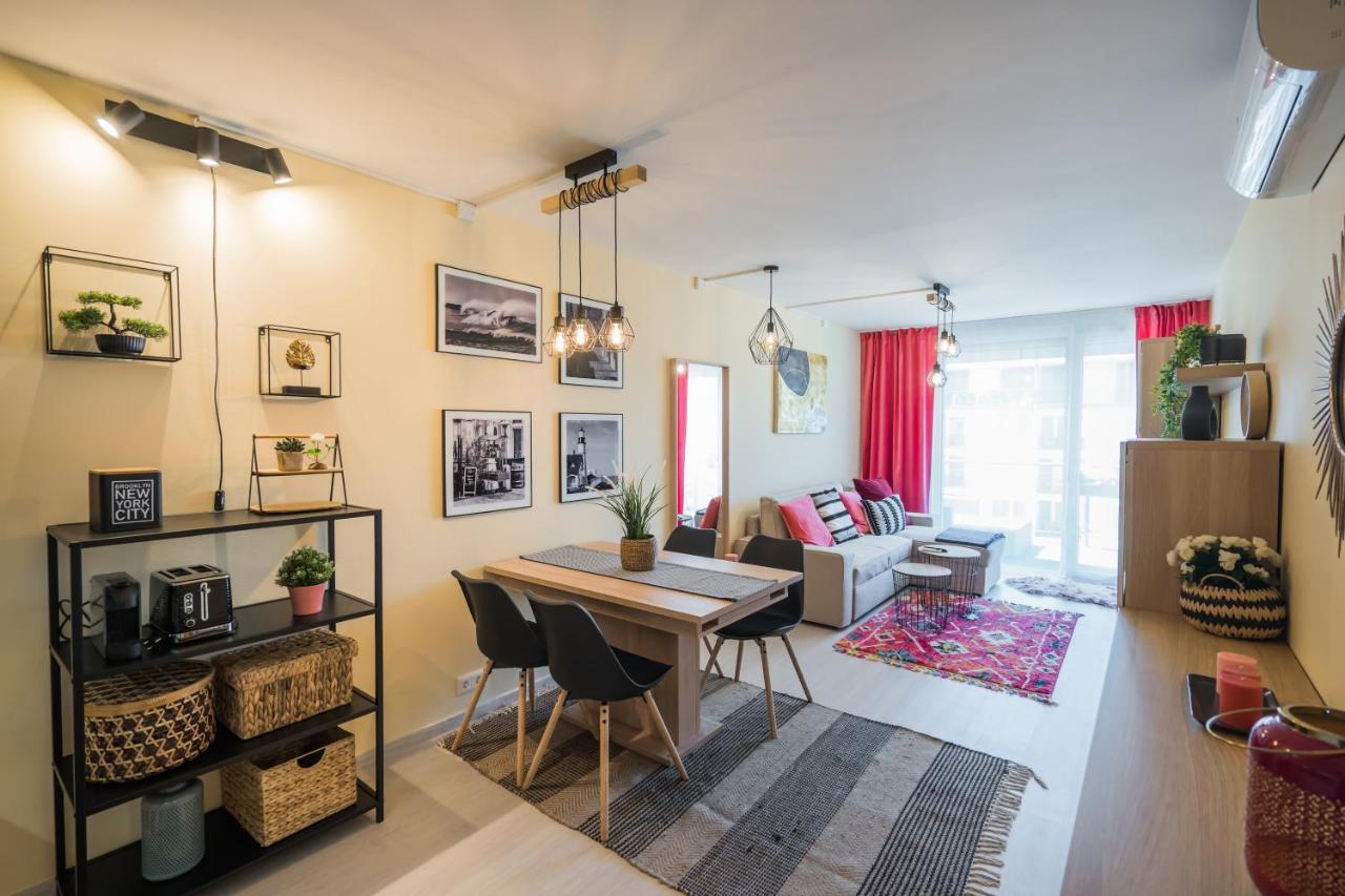 Mf Adriana Panorama Apartment Siófok Extérieur photo