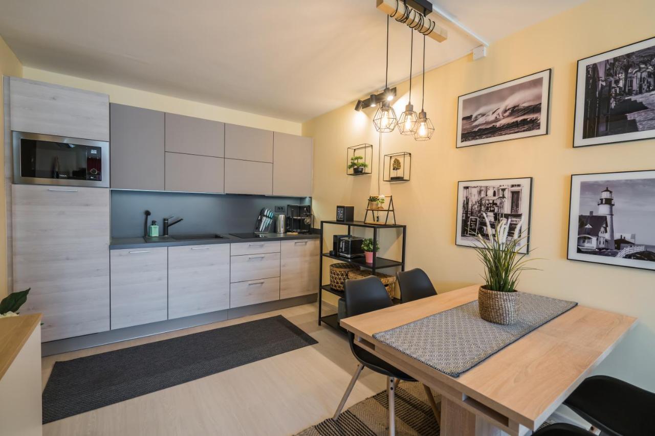 Mf Adriana Panorama Apartment Siófok Extérieur photo
