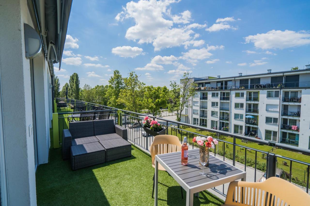 Mf Adriana Panorama Apartment Siófok Extérieur photo